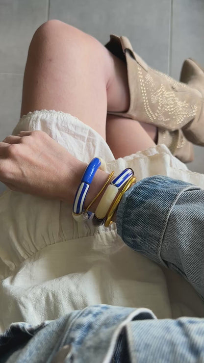 Bracelet tube rayé Bleu